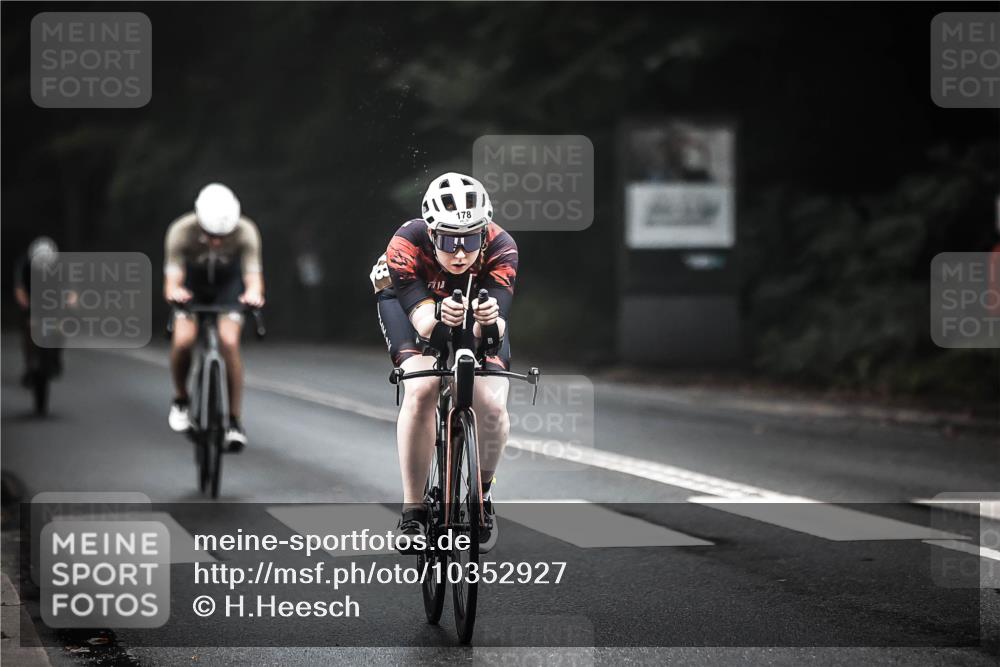 13.09.2026 - Stadtparktriathlon H.Heesch http://msf.ph/oto/10352927 13.09.2026 09:29:09 Radfahren 76, 84, 101, 123, 178, 192 meine-sportfotos.de