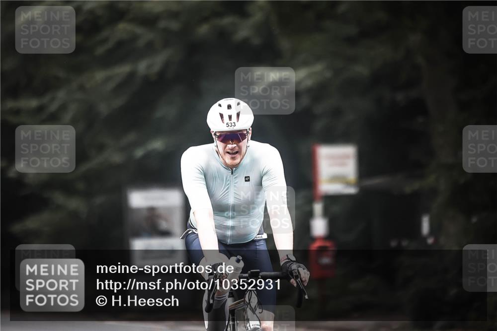 13.09.2026 - Stadtparktriathlon H.Heesch http://msf.ph/oto/10352931 13.09.2026 11:07:29 Radfahren 382, 518, 530, 533, 575, 678 meine-sportfotos.de