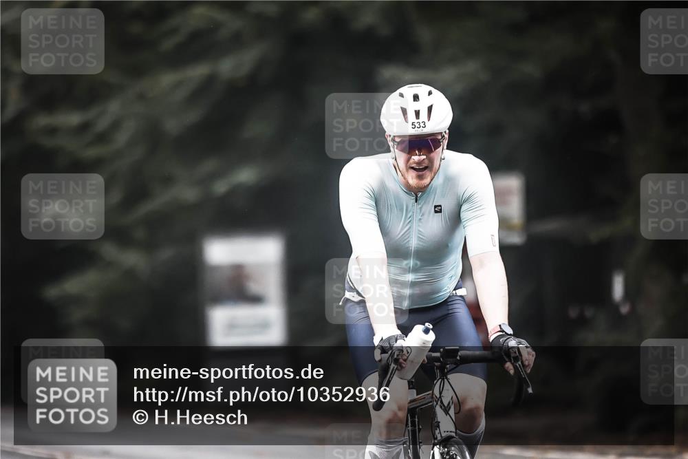 13.09.2026 - Stadtparktriathlon H.Heesch http://msf.ph/oto/10352936 13.09.2026 11:07:30 Radfahren 382, 518, 530, 533, 568, 575, 678 meine-sportfotos.de