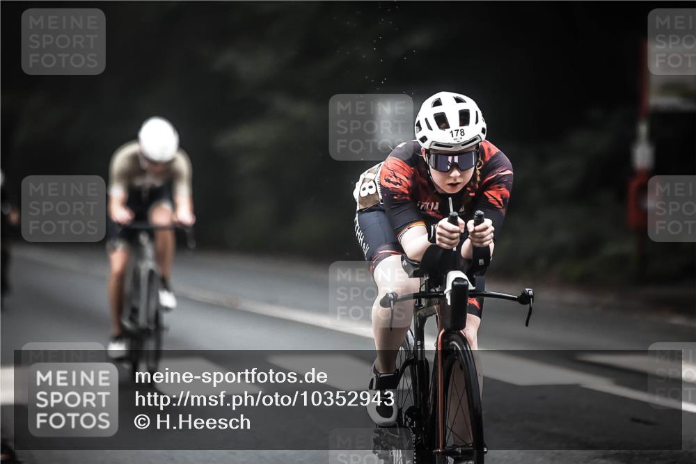 13.09.2026 - Stadtparktriathlon H.Heesch http://msf.ph/oto/10352943 13.09.2026 09:29:09 Radfahren 76, 84, 101, 123, 178, 192 meine-sportfotos.de