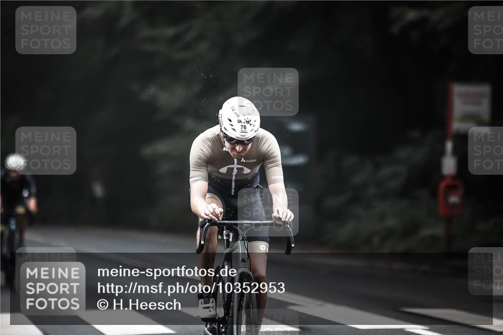 13.09.2026 - Stadtparktriathlon H.Heesch http://msf.ph/oto/10352953 13.09.2026 09:29:10 Radfahren 76, 84, 101, 123, 178, 192 meine-sportfotos.de