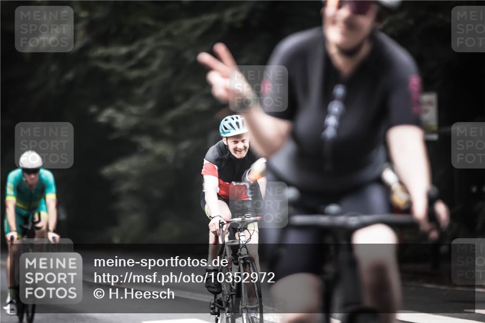 13.09.2026 - Stadtparktriathlon H.Heesch http://msf.ph/oto/10352972 13.09.2026 11:07:36 Radfahren 382, 543, 553, 568, 583 meine-sportfotos.de