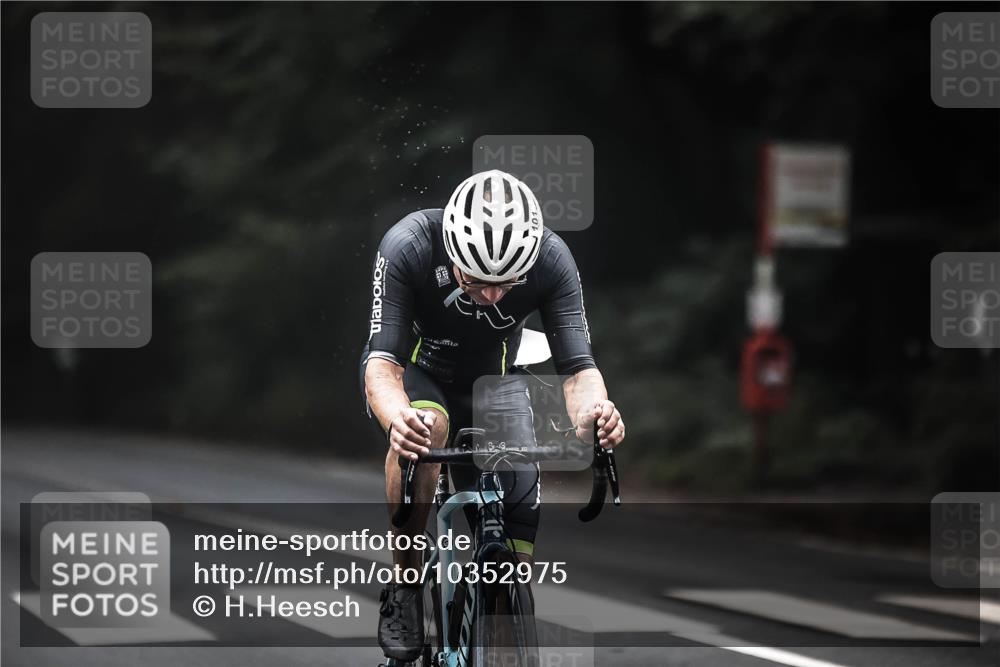 13.09.2026 - Stadtparktriathlon H.Heesch http://msf.ph/oto/10352975 13.09.2026 09:29:12 Radfahren 76, 101, 123, 178, 186, 192 meine-sportfotos.de