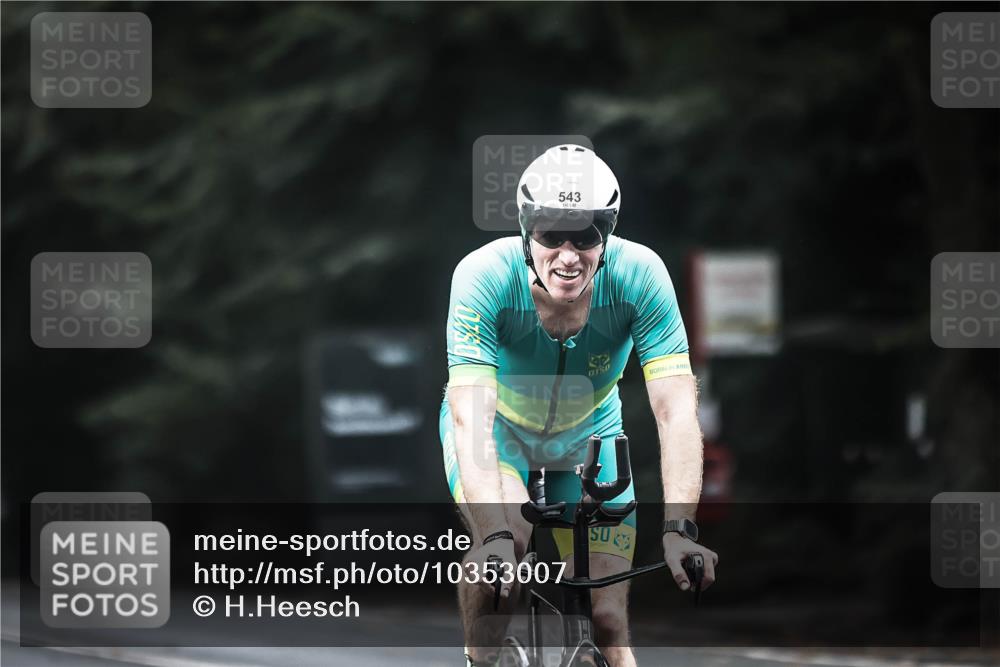 13.09.2026 - Stadtparktriathlon H.Heesch http://msf.ph/oto/10353007 13.09.2026 11:07:37 Radfahren 382, 543, 553, 568, 583 meine-sportfotos.de