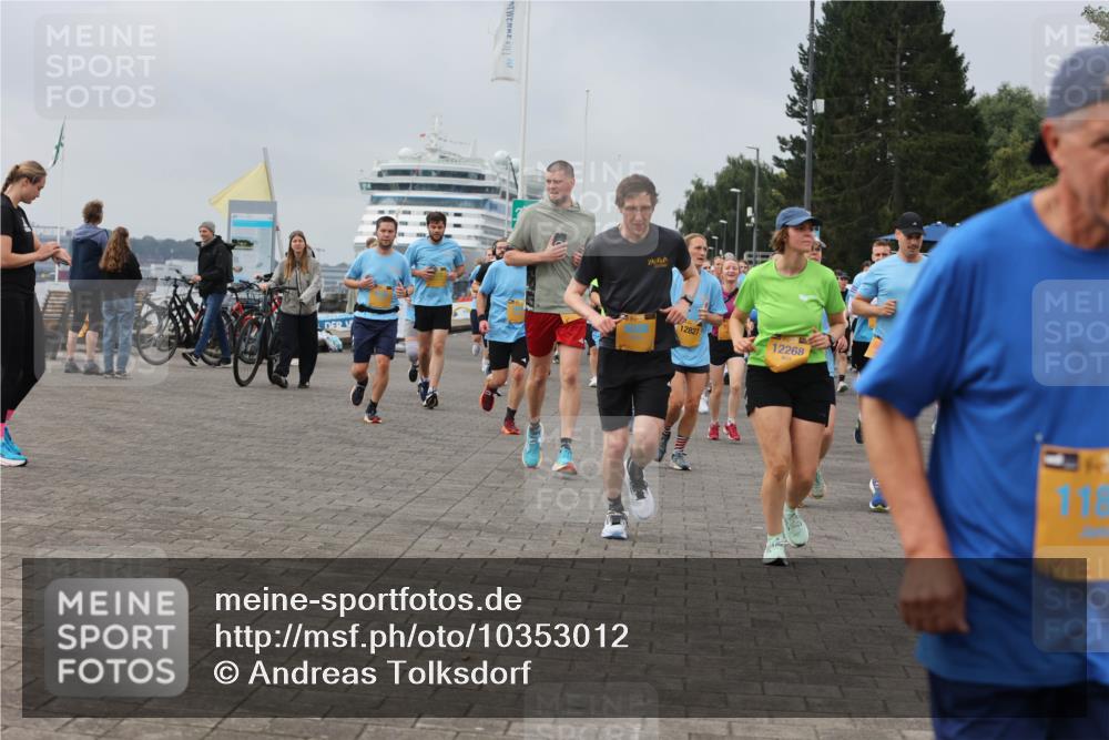 13.09.2026 - Kiel Lauf Andreas Tolksdorf http://msf.ph/oto/10353012 13.09.2026 09:56:51 Kiellinie 247, 12827, 12268 meine-sportfotos.de