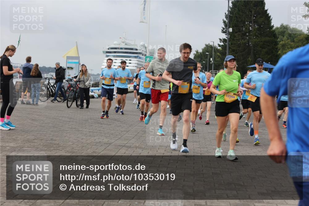 13.09.2026 - Kiel Lauf Andreas Tolksdorf http://msf.ph/oto/10353019 13.09.2026 09:56:51 Kiellinie 247 meine-sportfotos.de
