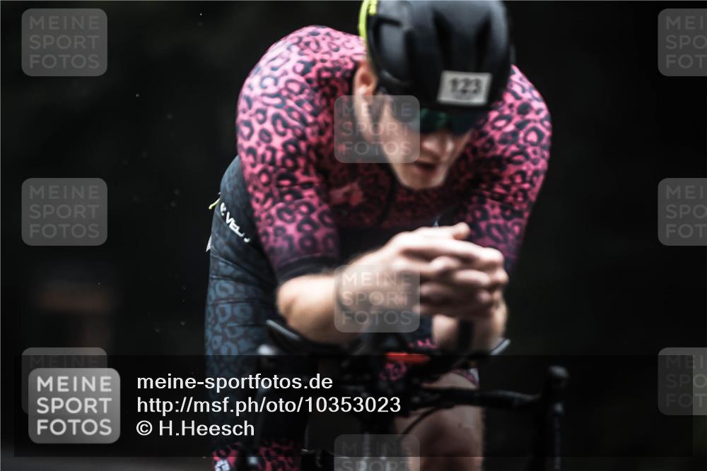 13.09.2026 - Stadtparktriathlon H.Heesch http://msf.ph/oto/10353023 13.09.2026 09:29:16 Radfahren 76, 101, 123, 163, 177, 186, 192 meine-sportfotos.de