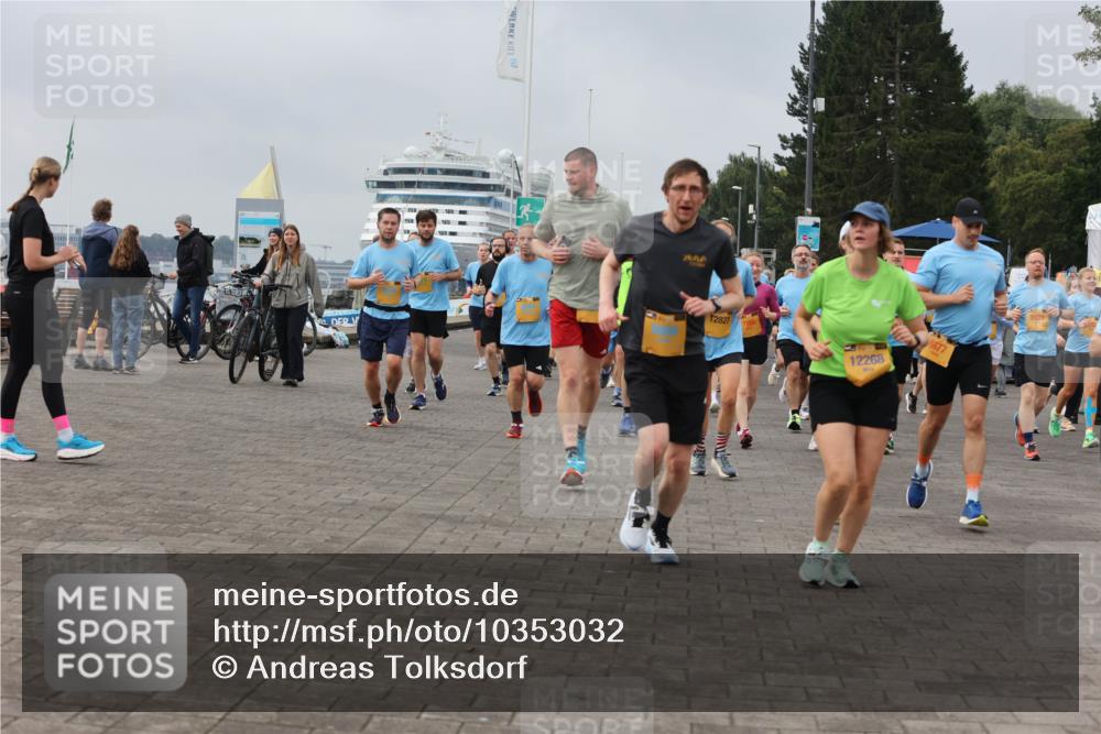 13.09.2026 - Kiel Lauf Andreas Tolksdorf http://msf.ph/oto/10353032 13.09.2026 09:56:51 Kiellinie 12827, 12268, 6677 meine-sportfotos.de