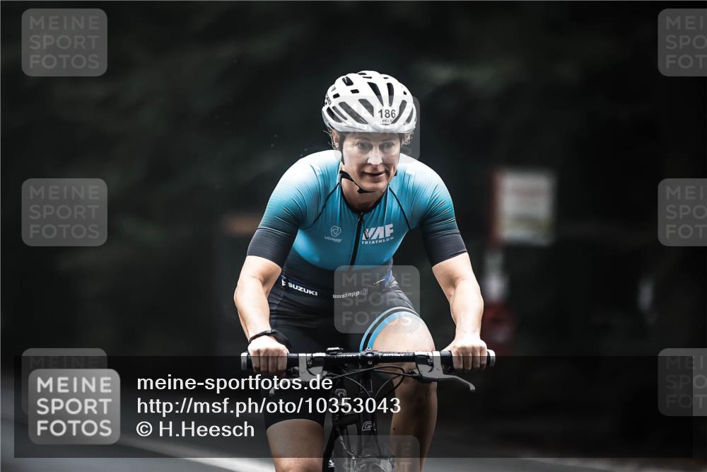 13.09.2026 - Stadtparktriathlon H.Heesch http://msf.ph/oto/10353043 13.09.2026 09:29:19 Radfahren 123, 150, 163, 177, 186, 192 meine-sportfotos.de