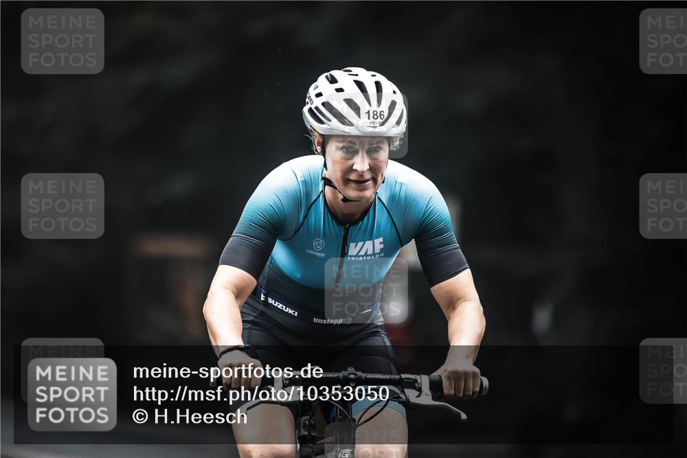 13.09.2026 - Stadtparktriathlon H.Heesch http://msf.ph/oto/10353050 13.09.2026 09:29:19 Radfahren 123, 150, 163, 177, 186, 192 meine-sportfotos.de