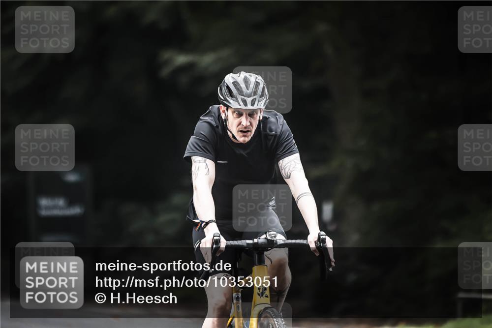 13.09.2026 - Stadtparktriathlon H.Heesch http://msf.ph/oto/10353051 13.09.2026 11:07:40 Radfahren 382, 543, 553, 568, 583 meine-sportfotos.de