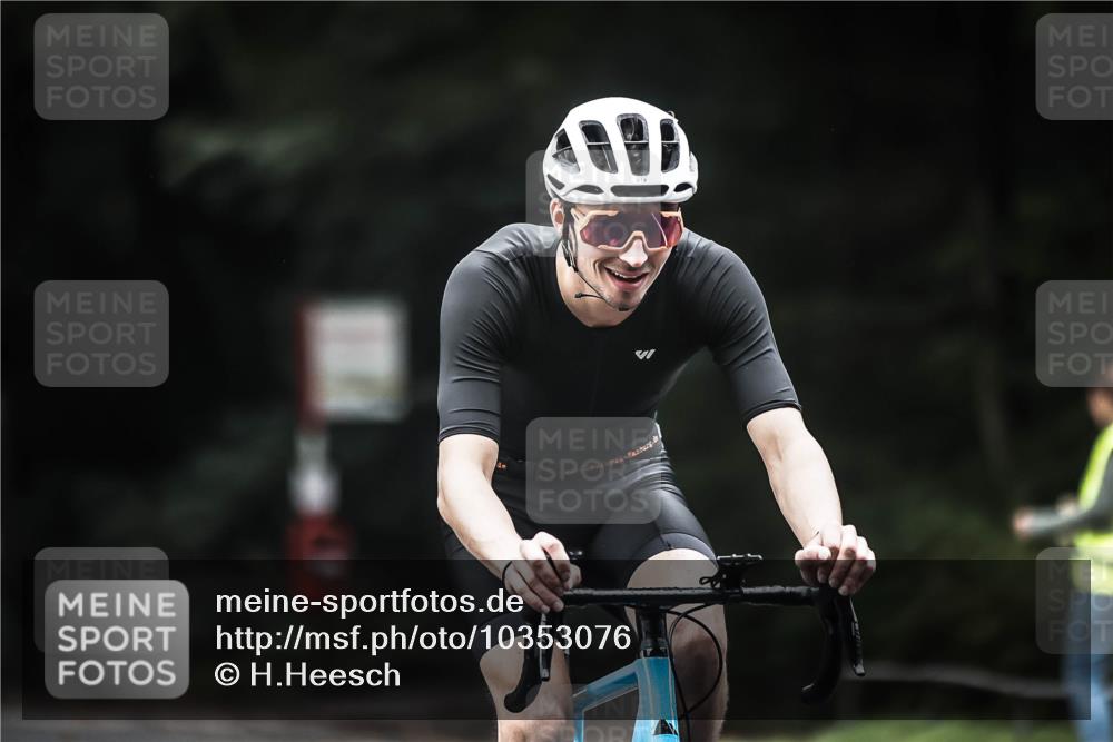 13.09.2026 - Stadtparktriathlon H.Heesch http://msf.ph/oto/10353076 13.09.2026 11:07:43 Radfahren 543, 548, 553, 583, 649 meine-sportfotos.de