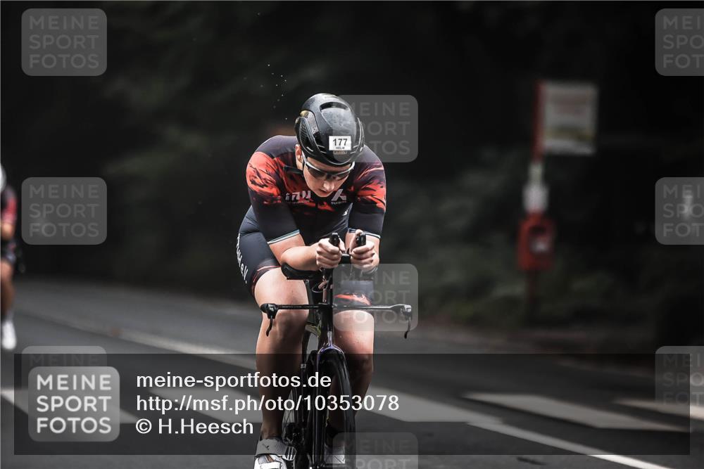 13.09.2026 - Stadtparktriathlon H.Heesch http://msf.ph/oto/10353078 13.09.2026 09:29:21 Radfahren 123, 150, 163, 177, 186, 192 meine-sportfotos.de