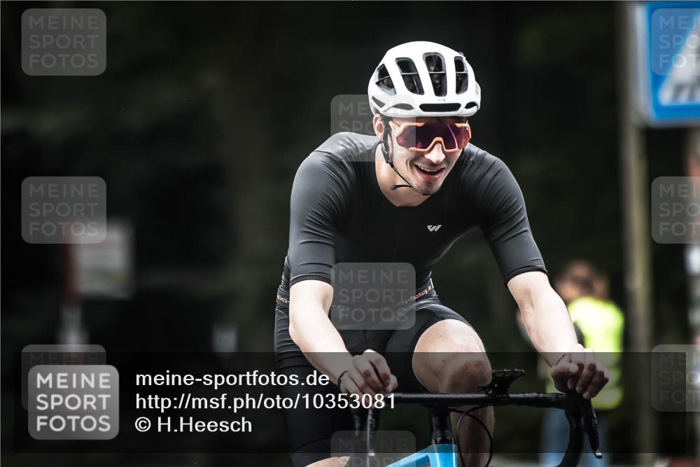 13.09.2026 - Stadtparktriathlon H.Heesch http://msf.ph/oto/10353081 13.09.2026 11:07:43 Radfahren 543, 548, 553, 583, 649 meine-sportfotos.de
