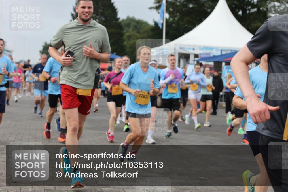 13.09.2026 - Kiel Lauf Andreas Tolksdorf http://msf.ph/oto/10353113 13.09.2026 09:56:54 Kiellinie 12827 meine-sportfotos.de
