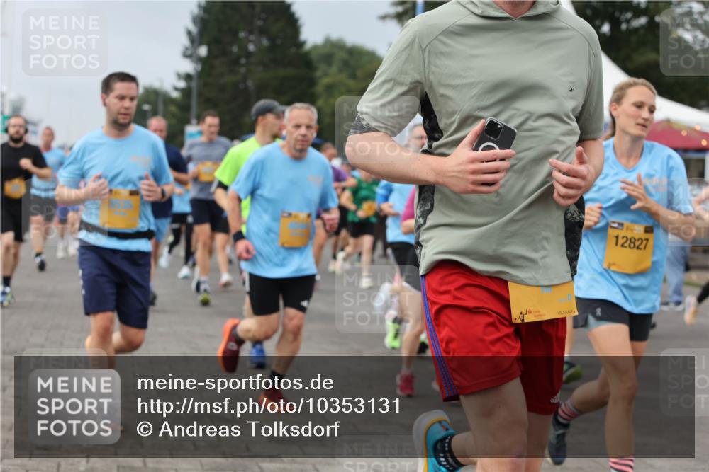 13.09.2026 - Kiel Lauf Andreas Tolksdorf http://msf.ph/oto/10353131 13.09.2026 09:56:55 Kiellinie 12827 meine-sportfotos.de