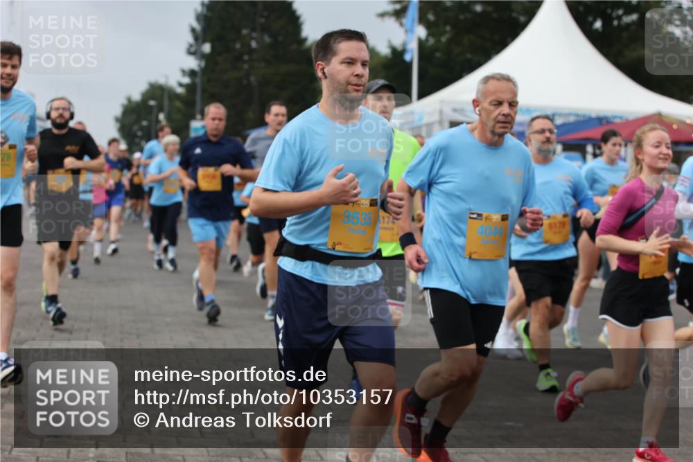 13.09.2026 - Kiel Lauf Andreas Tolksdorf http://msf.ph/oto/10353157 13.09.2026 09:56:55 Kiellinie 39, 3535, 174, 4044 meine-sportfotos.de