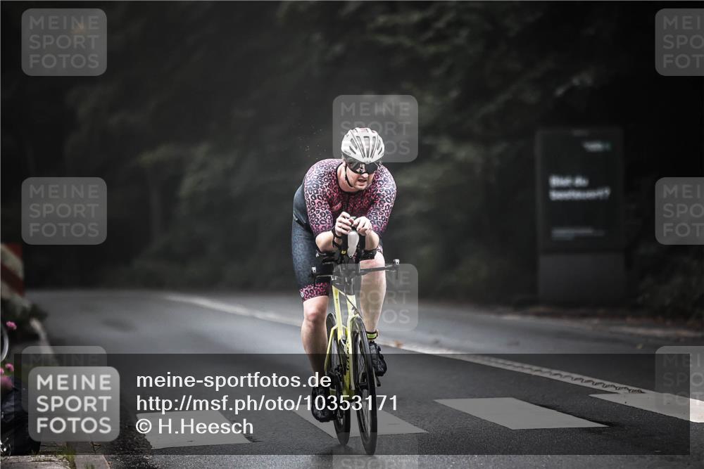 13.09.2026 - Stadtparktriathlon H.Heesch http://msf.ph/oto/10353171 13.09.2026 09:29:28 Radfahren 125, 150, 163 meine-sportfotos.de