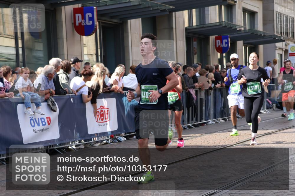 13.09.2026 - 21. swb-Marathon Bremen Strokosch-Dieckow http://msf.ph/oto/10353177 13.09.2026 13:32:54 Ziel 831, 1124, 2283, 2393, 2440, 2818, 2959, 2980, 3167, 3404, 3710, 4243, 4260, 4408, 4492, 4536, 4565, 4659, 5040, 5191, 5324, 5395, 5410, 5706, 5749, 5790, 5861, 5862, 5914, 5981, 6421, 6614, 6777, 6915, 6941, 7145, 7421, 7467, 7788, 7789, 7830, 8061, 9269, 9292, 9616, 9829, 9856, 13019, 13028, 13039, 13084, 13092, 13093, 13101, 13146, 891, 1437, 1532, 2611, 2638, 3167, 3354, 3773, 3878, 3895, 3902, 4194, 4233, 4323, 4862, 5009, 5090, 5398, 5581 meine-sportfotos.de