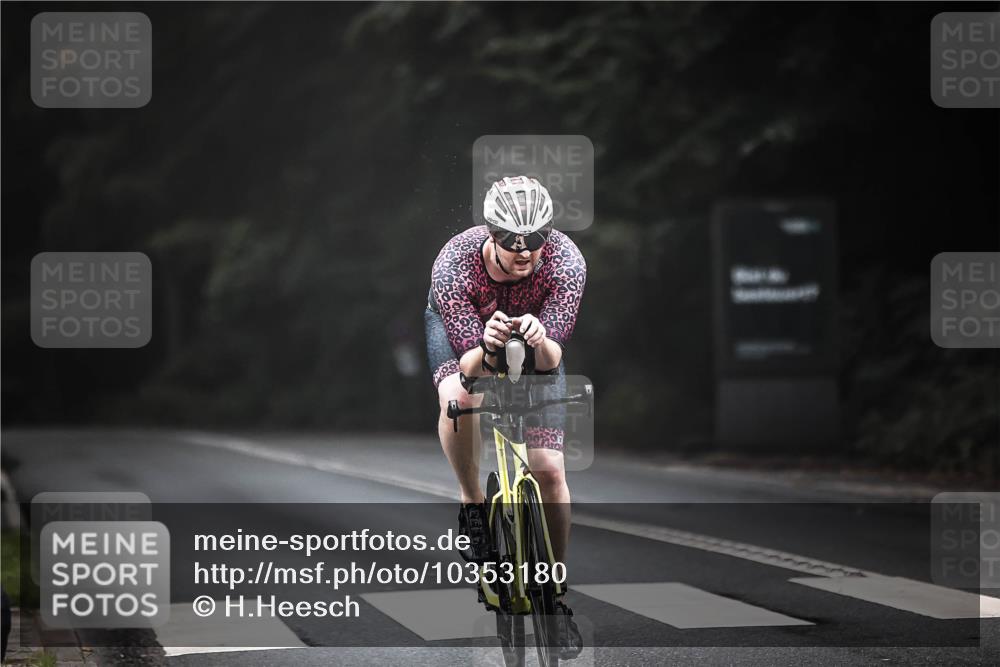 13.09.2026 - Stadtparktriathlon H.Heesch http://msf.ph/oto/10353180 13.09.2026 09:29:28 Radfahren 125, 150, 163 meine-sportfotos.de