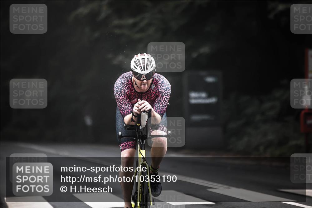 13.09.2026 - Stadtparktriathlon H.Heesch http://msf.ph/oto/10353190 13.09.2026 09:29:29 Radfahren 125, 150 meine-sportfotos.de