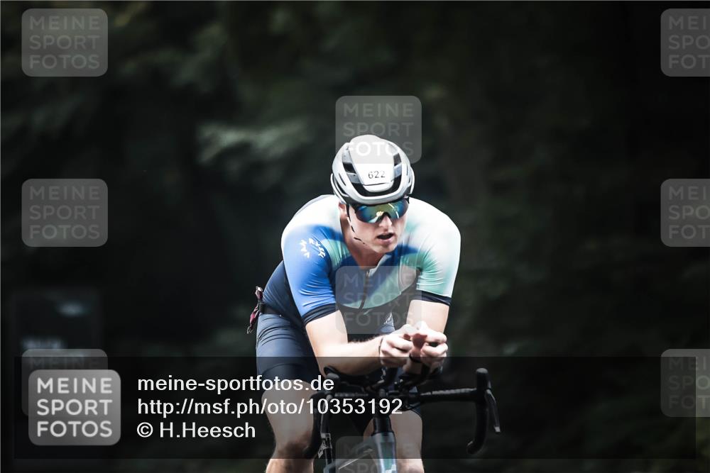 13.09.2026 - Stadtparktriathlon H.Heesch http://msf.ph/oto/10353192 13.09.2026 11:07:53 Radfahren 481, 482, 529, 548, 622, 649 meine-sportfotos.de