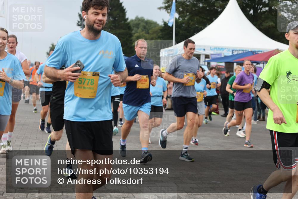 13.09.2026 - Kiel Lauf Andreas Tolksdorf http://msf.ph/oto/10353194 13.09.2026 09:56:57 Kiellinie 38, 5778, 5456, 377 meine-sportfotos.de