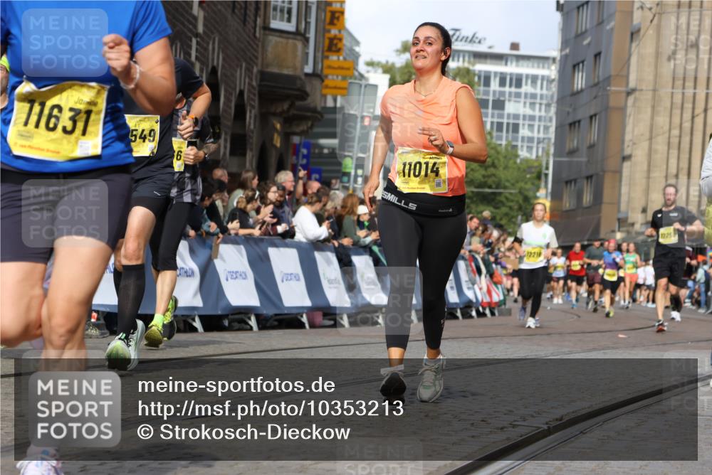 13.09.2026 - 21. swb-Marathon Bremen Strokosch-Dieckow http://msf.ph/oto/10353213 13.09.2026 10:55:24 Ziel 10555, 10646, 10901, 11001, 11620, 11631, 11860, 11889, 11908, 11976, 12201, 12313, 13592, 10203, 10256, 10297, 10379, 10529, 10788, 10881, 11377, 11414, 11557, 11748, 11862, 11941, 11975, 11977, 12030, 12150, 12348 meine-sportfotos.de