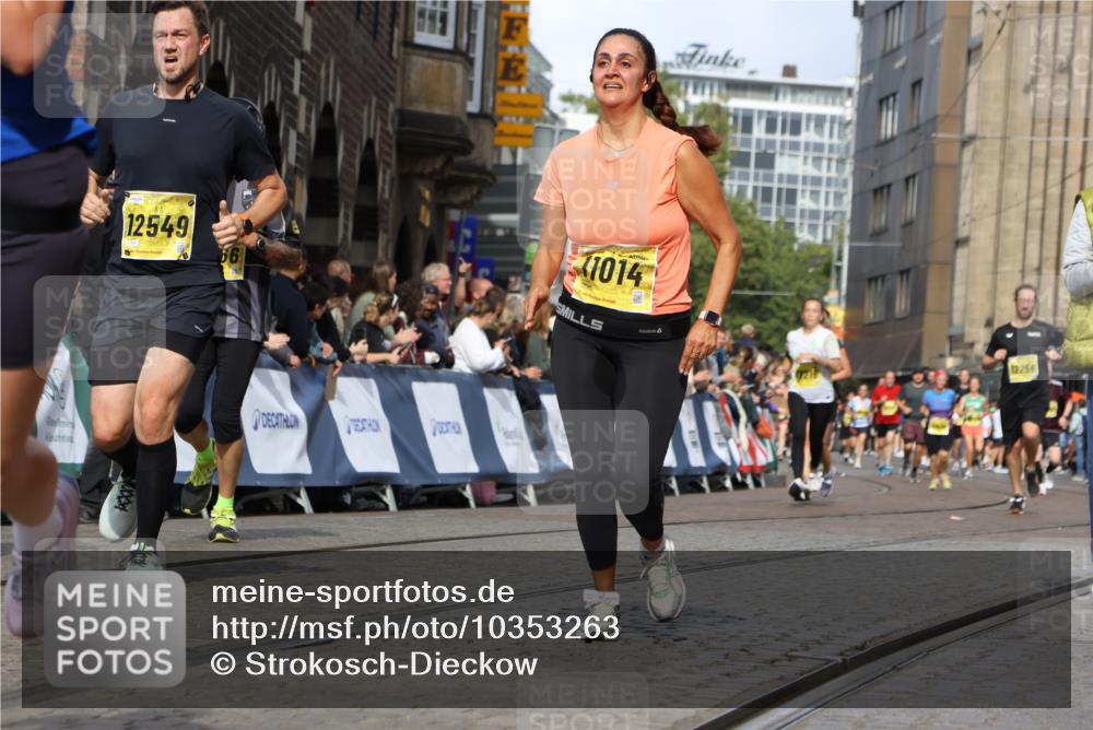 13.09.2026 - 21. swb-Marathon Bremen Strokosch-Dieckow http://msf.ph/oto/10353263 13.09.2026 10:55:24 Ziel 10555, 10646, 10901, 11001, 11620, 11631, 11860, 11889, 11908, 11976, 12201, 12313, 13592, 10203, 10256, 10297, 10379, 10529, 10788, 10881, 11377, 11414, 11557, 11748, 11862, 11941, 11975, 11977, 12030, 12150, 12348 meine-sportfotos.de