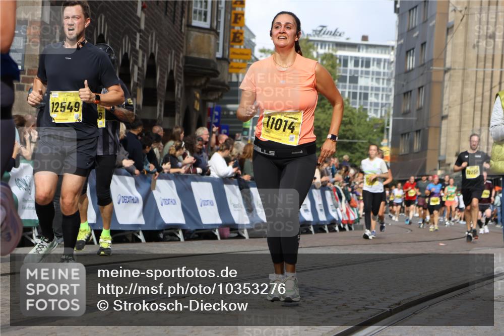 13.09.2026 - 21. swb-Marathon Bremen Strokosch-Dieckow http://msf.ph/oto/10353276 13.09.2026 10:55:24 Ziel 10555, 10646, 10901, 11001, 11620, 11631, 11860, 11889, 11908, 11976, 12201, 12313, 13592, 10203, 10256, 10297, 10379, 10529, 10788, 10881, 11377, 11414, 11557, 11748, 11862, 11941, 11975, 11977, 12030, 12150, 12348 meine-sportfotos.de