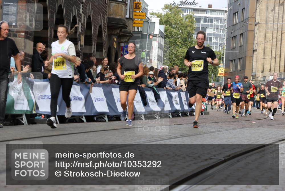 13.09.2026 - 21. swb-Marathon Bremen Strokosch-Dieckow http://msf.ph/oto/10353292 13.09.2026 10:55:29 Ziel 10555, 11001, 11014, 11466, 11620, 11631, 11860, 11908, 11910, 11976, 12201, 12549, 10203, 10243, 10297, 10379, 10423, 10529, 10550, 10788, 10809, 10881, 11377, 11510, 11557, 11748, 11862, 11975, 12030, 12125, 12150, 12188, 12348 meine-sportfotos.de