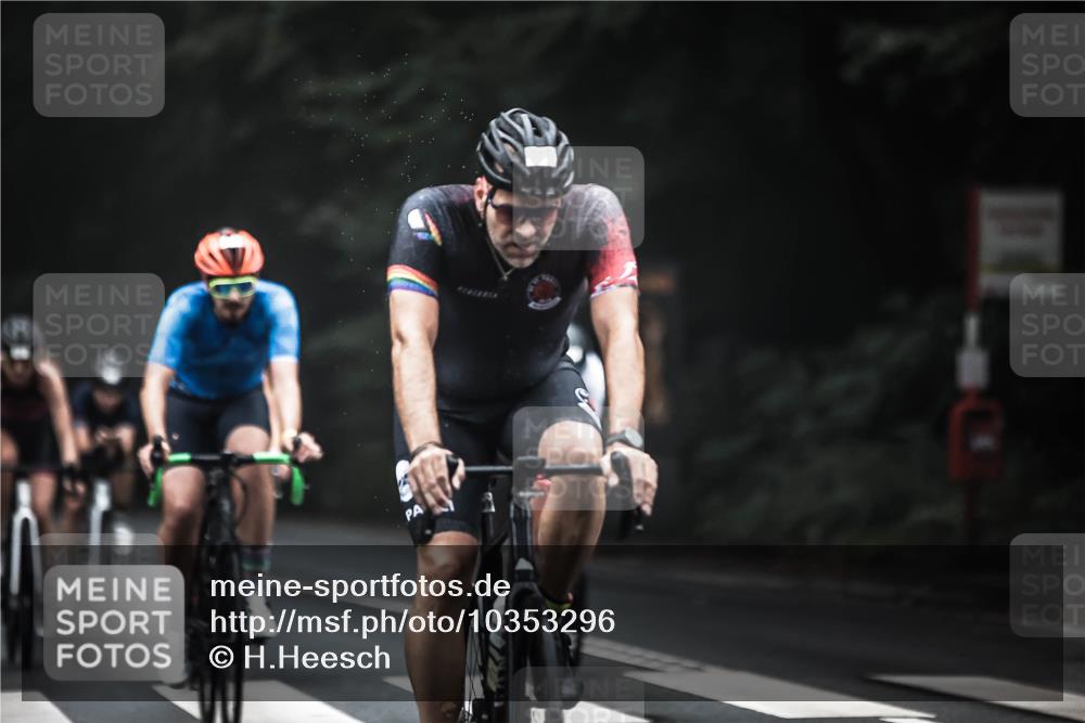 13.09.2026 - Stadtparktriathlon H.Heesch http://msf.ph/oto/10353296 13.09.2026 09:29:46 Radfahren 104, 117, 118, 128, 142, 147, 161, 188, 189, 201, 203 meine-sportfotos.de
