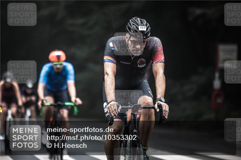 13.09.2026 - Stadtparktriathlon H.Heesch http://msf.ph/oto/10353302 13.09.2026 09:29:46 Radfahren 104, 117, 118, 128, 142, 147, 161, 188, 189, 201, 203 meine-sportfotos.de