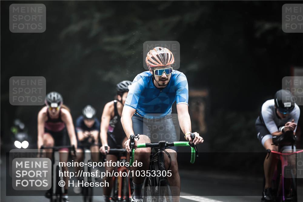13.09.2026 - Stadtparktriathlon H.Heesch http://msf.ph/oto/10353305 13.09.2026 09:29:47 Radfahren 104, 117, 118, 128, 142, 147, 161, 188, 189, 201, 203 meine-sportfotos.de