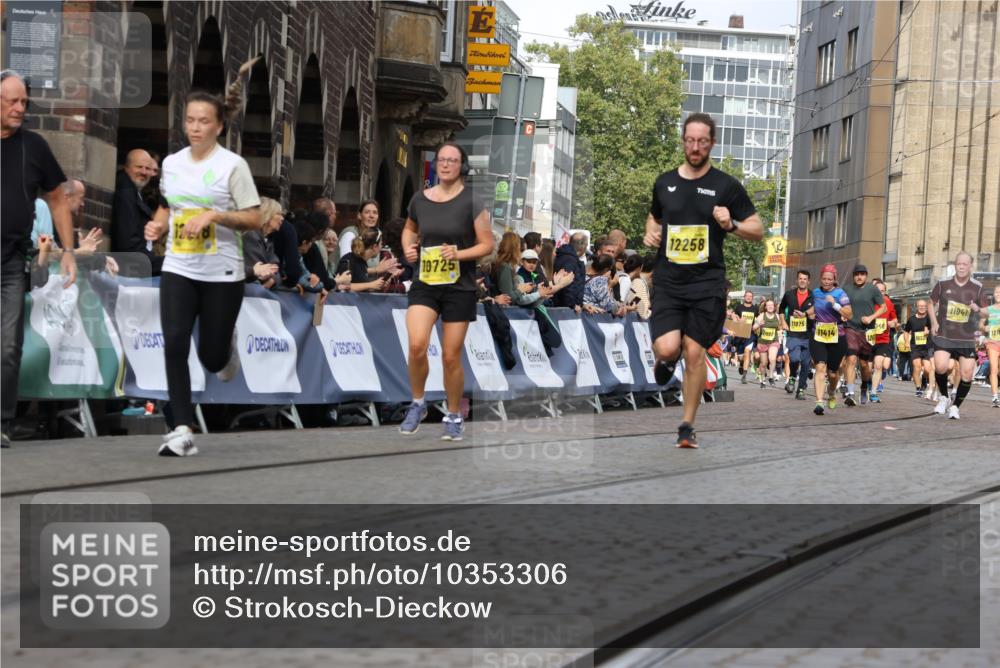 13.09.2026 - 21. swb-Marathon Bremen Strokosch-Dieckow http://msf.ph/oto/10353306 13.09.2026 10:55:29 Ziel 10555, 11001, 11014, 11466, 11620, 11631, 11860, 11908, 11910, 11976, 12201, 12549, 10203, 10243, 10297, 10379, 10423, 10529, 10550, 10788, 10809, 10881, 11377, 11510, 11557, 11748, 11862, 11975, 12030, 12125, 12150, 12188, 12348 meine-sportfotos.de