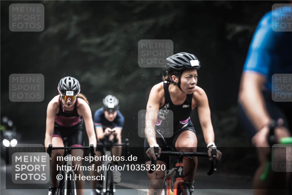 13.09.2026 - Stadtparktriathlon H.Heesch http://msf.ph/oto/10353320 13.09.2026 09:29:47 Radfahren 104, 117, 118, 128, 142, 147, 161, 188, 189, 201, 203 meine-sportfotos.de