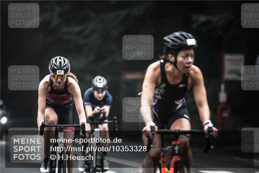 13.09.2026 - Stadtparktriathlon H.Heesch http://msf.ph/oto/10353328 13.09.2026 09:29:47 Radfahren 104, 117, 118, 128, 142, 147, 161, 188, 189, 201, 203 meine-sportfotos.de