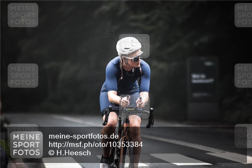 13.09.2026 - Stadtparktriathlon H.Heesch http://msf.ph/oto/10353384 13.09.2026 09:29:52 Radfahren 104, 117, 118, 128, 142, 147, 188, 201, 203 meine-sportfotos.de