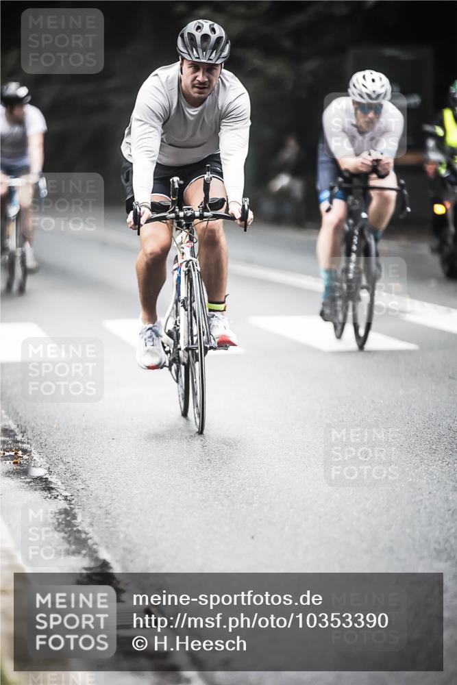 13.09.2026 - Stadtparktriathlon H.Heesch http://msf.ph/oto/10353390 13.09.2026 11:08:17 Radfahren 472, 479, 484, 566, 573, 592, 629 meine-sportfotos.de