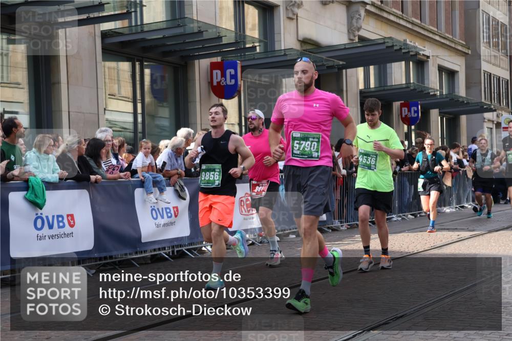 13.09.2026 - 21. swb-Marathon Bremen Strokosch-Dieckow http://msf.ph/oto/10353399 13.09.2026 13:32:58 Ziel 831, 1124, 2283, 2393, 2440, 2818, 2959, 2980, 3710, 4052, 4219, 4243, 4260, 4408, 4492, 4536, 4543, 4565, 4659, 5040, 5191, 5324, 5395, 5410, 5560, 5660, 5726, 5749, 5790, 5861, 5862, 5914, 5981, 6421, 6597, 6614, 6777, 6915, 6997, 7145, 7421, 7467, 7788, 7789, 7830, 8061, 8177, 8599, 8602, 9206, 9269, 9616, 9856, 13019, 13028, 13084, 13092, 13093, 13101, 891, 1437, 1532, 2611, 2638, 3167, 3404, 3773, 3895, 3902, 4194, 4233, 4323, 4862, 5009, 5090, 5398, 5581 meine-sportfotos.de