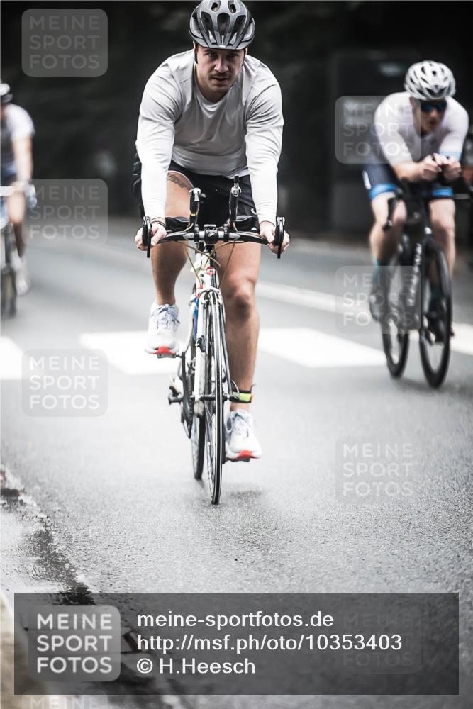 13.09.2026 - Stadtparktriathlon H.Heesch http://msf.ph/oto/10353403 13.09.2026 11:08:17 Radfahren 472, 479, 484, 566, 573, 592, 629 meine-sportfotos.de