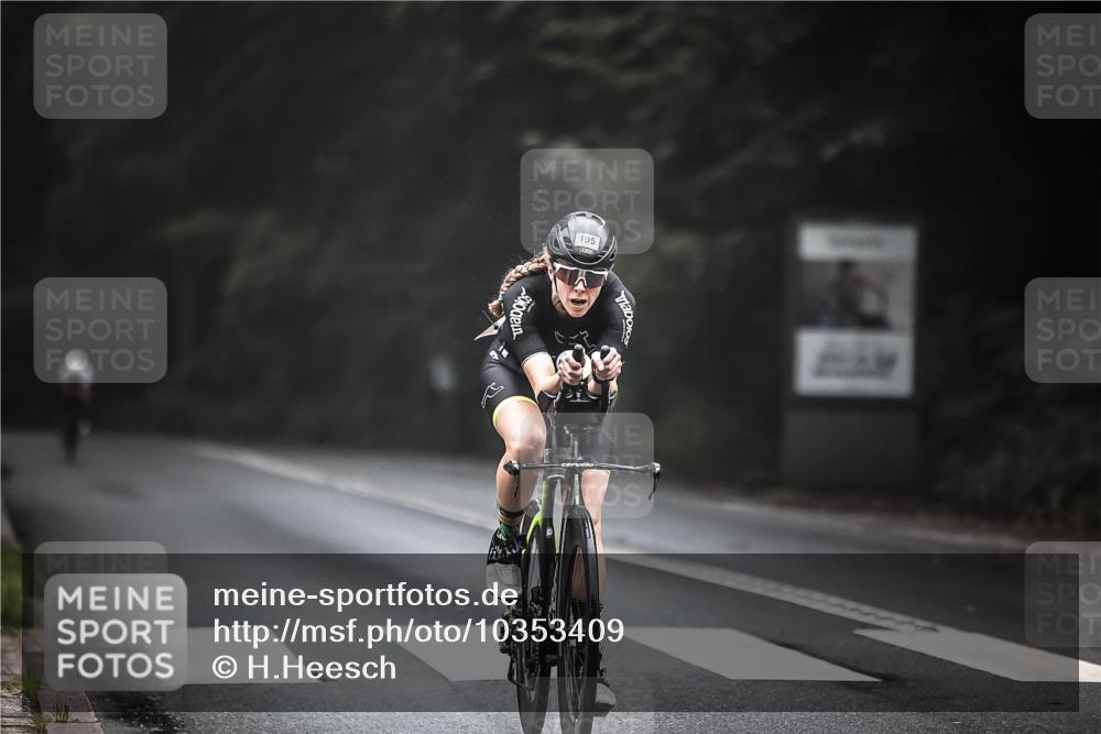 13.09.2026 - Stadtparktriathlon H.Heesch http://msf.ph/oto/10353409 13.09.2026 09:30:02 Radfahren 195 meine-sportfotos.de