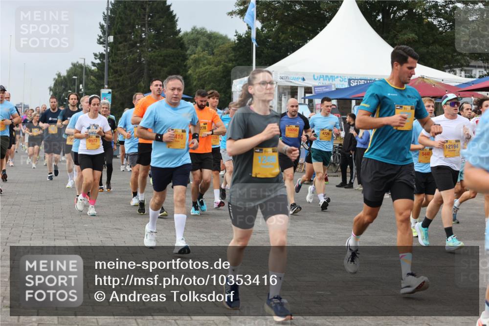 13.09.2026 - Kiel Lauf Andreas Tolksdorf http://msf.ph/oto/10353416 13.09.2026 09:57:06 Kiellinie 778, 39, 410, 1536, 8977, 10050, 4726, 5440, 12194 meine-sportfotos.de
