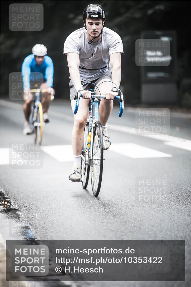 13.09.2026 - Stadtparktriathlon H.Heesch http://msf.ph/oto/10353422 13.09.2026 11:08:19 Radfahren 472, 479, 484, 566, 573, 629 meine-sportfotos.de
