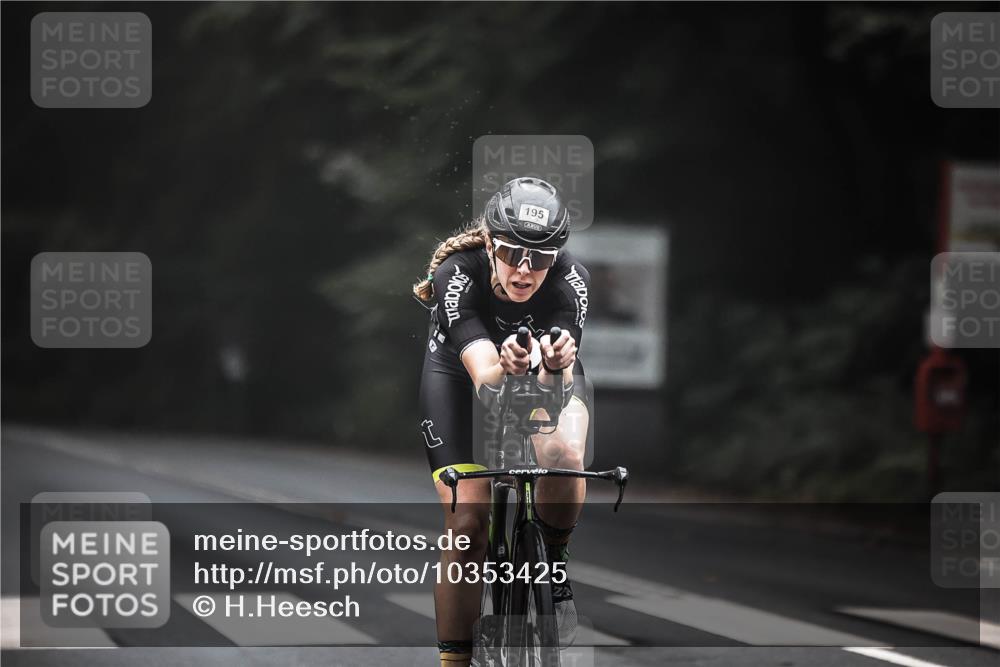 13.09.2026 - Stadtparktriathlon H.Heesch http://msf.ph/oto/10353425 13.09.2026 09:30:03 Radfahren 168, 195 meine-sportfotos.de