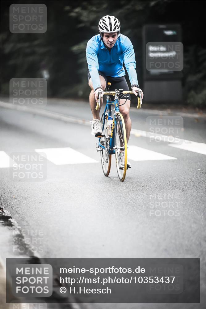 13.09.2026 - Stadtparktriathlon H.Heesch http://msf.ph/oto/10353437 13.09.2026 11:08:20 Radfahren 472, 479, 484, 626, 629 meine-sportfotos.de