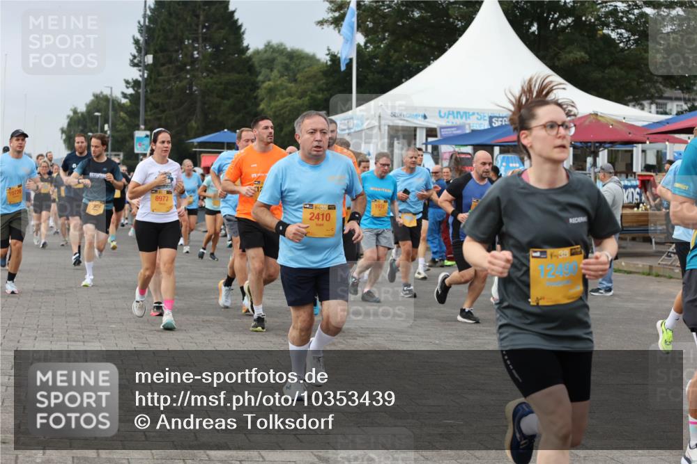 13.09.2026 - Kiel Lauf Andreas Tolksdorf http://msf.ph/oto/10353439 13.09.2026 09:57:07 Kiellinie 10720, 8977, 38, 2410, 1931, 1, 39, 12490 meine-sportfotos.de