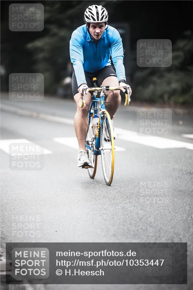 13.09.2026 - Stadtparktriathlon H.Heesch http://msf.ph/oto/10353447 13.09.2026 11:08:20 Radfahren 472, 479, 484, 626, 629 meine-sportfotos.de
