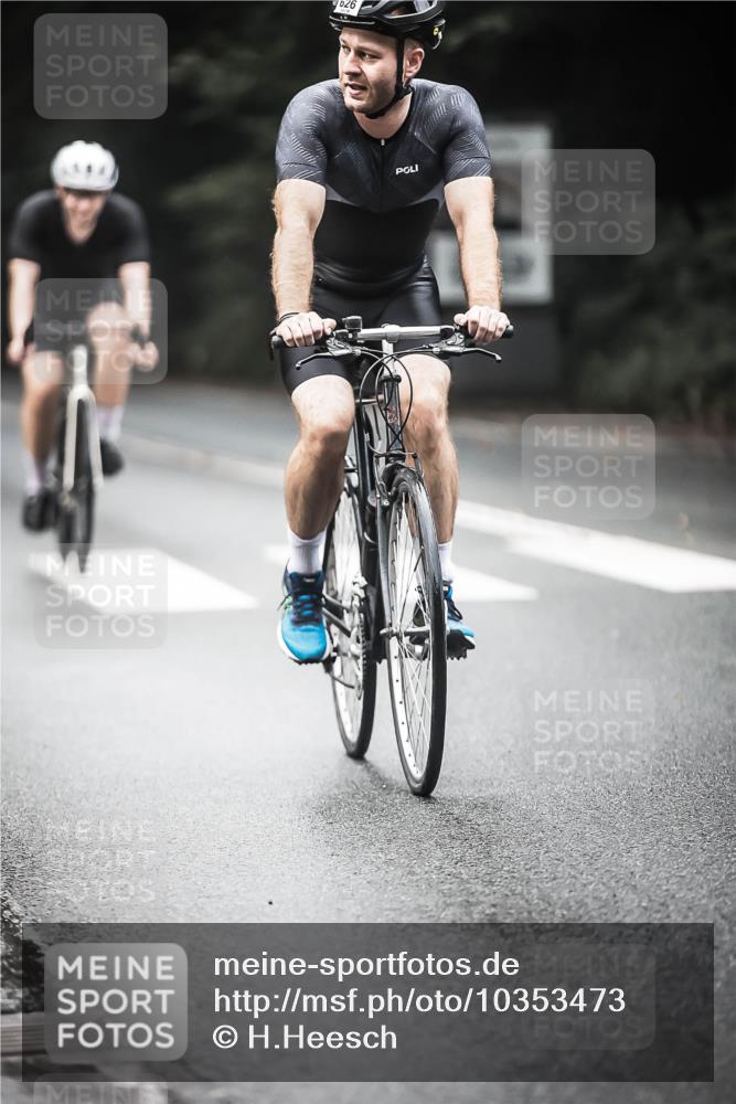 13.09.2026 - Stadtparktriathlon H.Heesch http://msf.ph/oto/10353473 13.09.2026 11:08:26 Radfahren 484, 569, 579, 626, 662, 663 meine-sportfotos.de