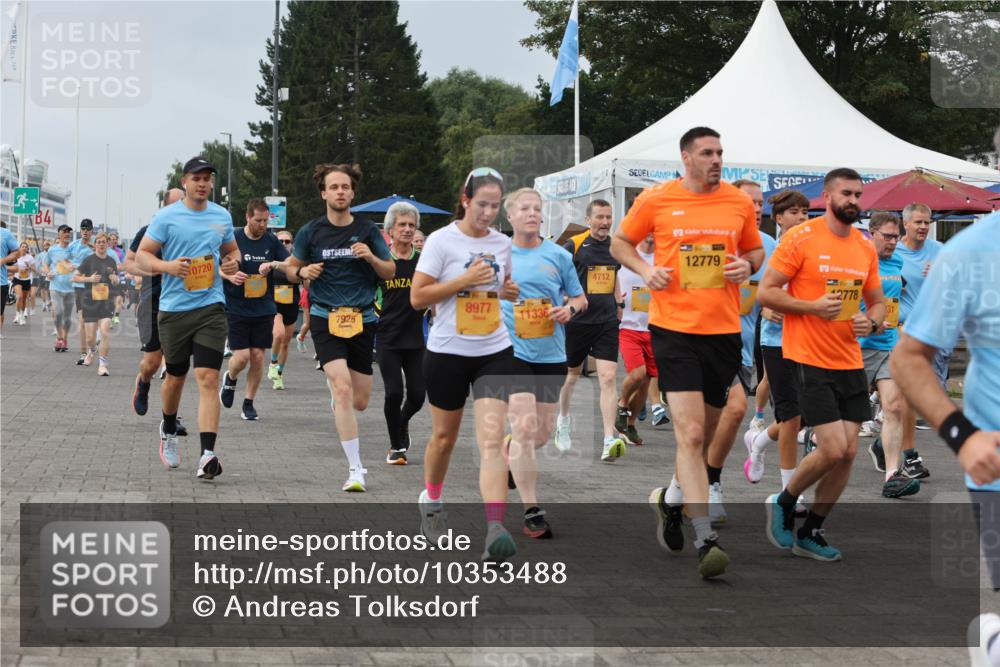 13.09.2026 - Kiel Lauf Andreas Tolksdorf http://msf.ph/oto/10353488 13.09.2026 09:57:08 Kiellinie 4, 0720, 7925, 8977, 4712, 12779, 2778, 31 meine-sportfotos.de